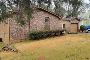 747 Dixon Rd, Jonesboro, GA 30238 - Photo 1