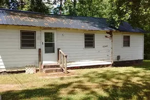 1430 N East St, Greensboro, GA 30642 - Photo 2