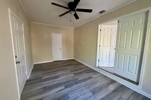 4226 Robinson Cir, Macon, GA 31204 - Photo 8