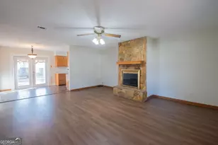 107 Summerfield Dr, Kingsland, GA 31548 - Photo 2