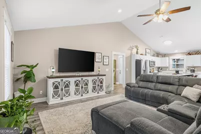 376 Amanda Way, Rocky Face, GA 30740 - Photo 6