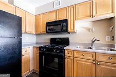 2479 Peachtree Road NE #1010, Atlanta, GA 30305 - Photo 8