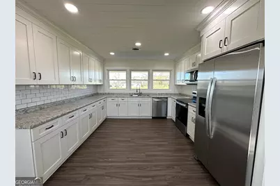 1918 Register Road, Adel, GA 31620 - Photo 6