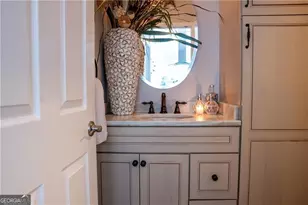 3820 Roswell Rd NE, Atlanta, GA 30342 - Photo 10