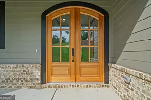 303 Tumbling Shoals Ct, Gray, GA 31032 - Photo 2