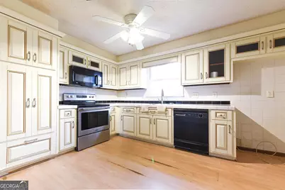 19 Festiva Drive, Newnan, GA 30263 - Photo 4