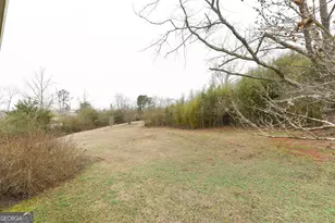 19 Festiva Dr, Newnan, GA 30263 - Photo 2