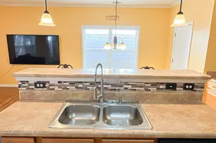 4319 Shamrock Dr, South Fulton, GA 30349 - Photo 12