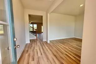 801 Brittany Nichole Ct, Bonaire, GA 31005 - Photo 2