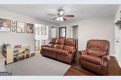 184 Regal Road, Jackson, GA 30233 - Photo 8