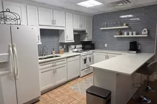 2091 Emerald Dr, Loganville, GA 30052 - Photo 2