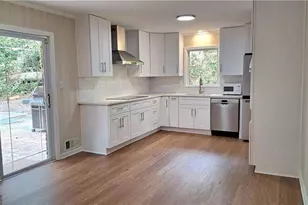 1176 Converse Dr NE, Atlanta, GA 30324 - Photo 6