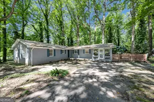 6764 Brookwood Cir, Jonesboro, GA 30236 - Photo 4