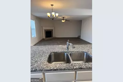 9 Heartland Circle, Winder, GA 30680 - Photo 4