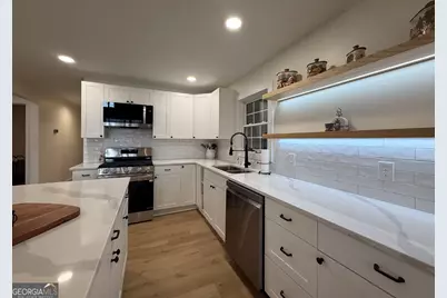 574 Knottywood Drive, Lavonia, GA 30553 - Photo 16