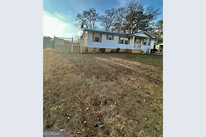 1111 Adrian Circle, Greensboro, GA 30642 - Photo 2