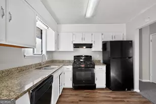 4453 Blackbirch Ln, Decatur, GA 30034 - Photo 18