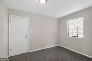 4453 Blackbirch Ln, Decatur, GA 30034 - Photo 6