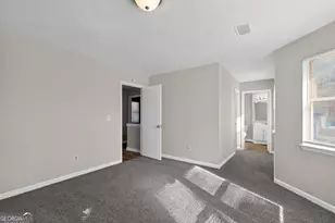 826 Greenhedge Way, Stone Mountain, GA 30088 - Photo 18