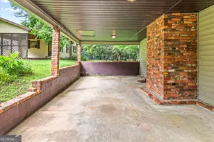 724 Hill St, Madison, GA 30650 - Photo 8