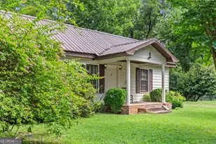 546 Fourth St, Madison, GA 30650 - Photo 4