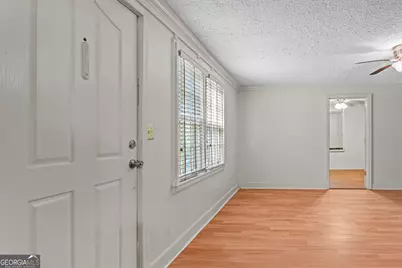 546 Fourth Street, Madison, GA 30650 - Photo 8