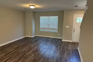 712 Keeshono St, Union City, GA 30291 - Photo 8