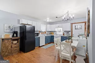 684 Ash Loop Rd, Blue Ridge, GA 30513 - Photo 6