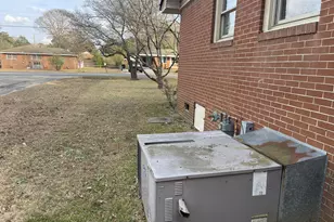 205 Lois Dr, Warner Robins, GA 31093 - Photo 6