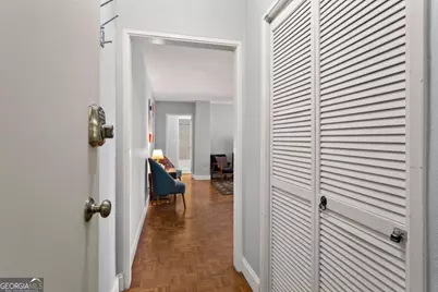 300 Peachtree Street NE #20O, Atlanta, GA 30308 - Photo 2