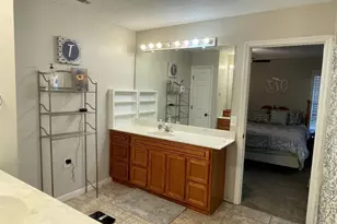 217 Live Oak Ln, Claxton, GA 30417 - Photo 8