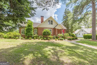 1878A Cambridge Avenue, College Park, GA 30337 - Photo 2