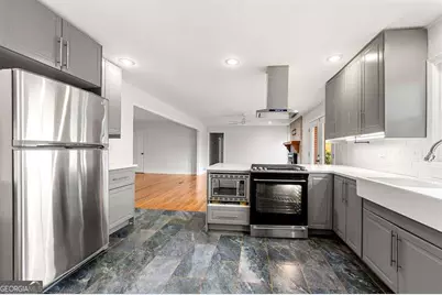 161 Deerwood Circle, Smyrna, GA 30082 - Photo 12