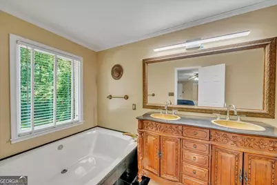 131 Ashford Park Park, Macon, GA 31210 - Photo 24