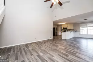 2640 Eastmont Trail, Snellville, GA 30039 - Photo 4