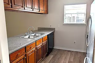 310 Orchard Way, Warner Robins, GA 31088 - Photo 4