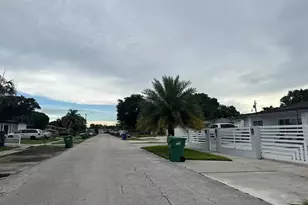 17151 NW 42nd Pl, Miami Gardens, FL 33055 - Photo 4