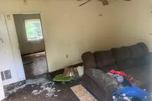 5885 Leone Dr W, Macon, GA 31206 - Photo 2