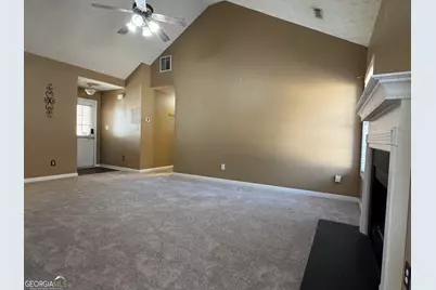 39 Canterbury Drive, Grantville, GA 30220 - Photo 12