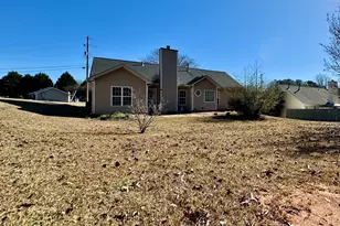 39 Canterbury Dr, Grantville, GA 30220 - Photo 24