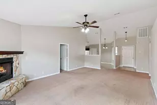 233 S Lake Forest Dr, Kingsland, GA 31548 - Photo 8