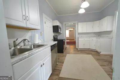 124 Creighton Street, Eastman, GA 31023 - Photo 10