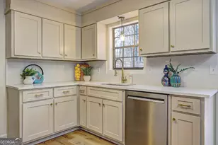 105 Longview Cir, Stockbridge, GA 30281 - Photo 8