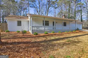 105 Longview Cir, Stockbridge, GA 30281 - Photo 2