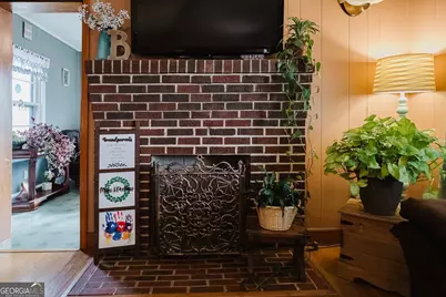 205 Matthews Street, Barnesville, GA 30204 - Photo 8