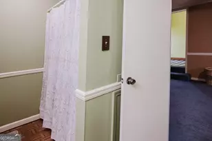 205 Matthews St, Barnesville, GA 30204 - Photo 22