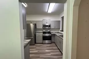 2026 Austin Park Cir, Decatur, GA 30032 - Photo 4