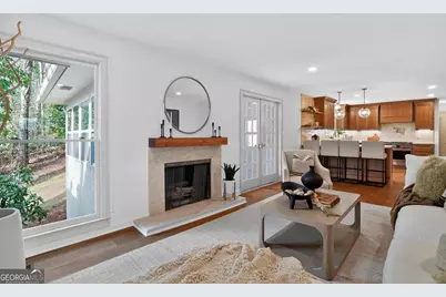 12080 Mountain Laurel Drive, Roswell, GA 30075 - Photo 4