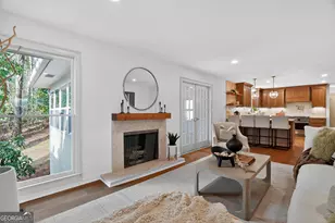 12080 Mountain Laurel Dr, Roswell, GA 30075 - Photo 4