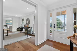 12080 Mountain Laurel Dr, Roswell, GA 30075 - Photo 2